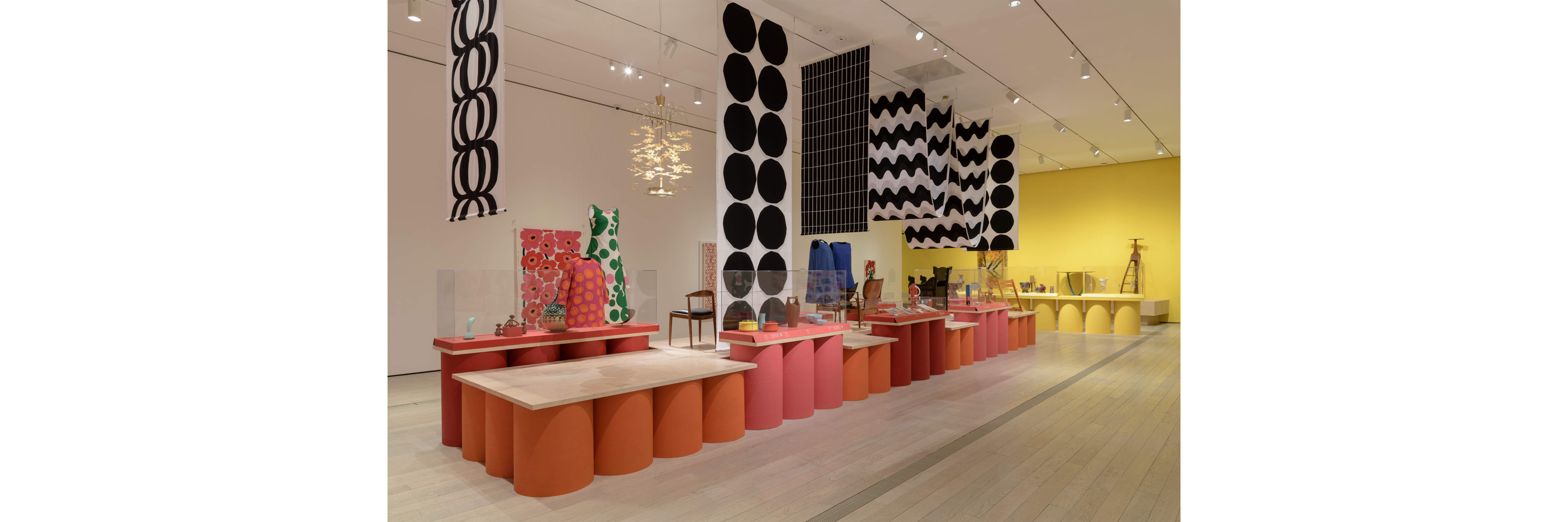 Installation photograph, Scandinavian Design and the United States, 1890–1980, Los Angeles County Museum of Art, October 9, 2022–February 5, 2023, photo © Museum Associates/LACMA