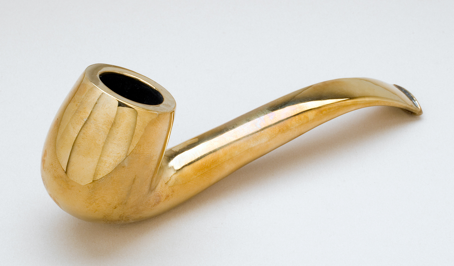 Une Pipe (A Pipe), 2001