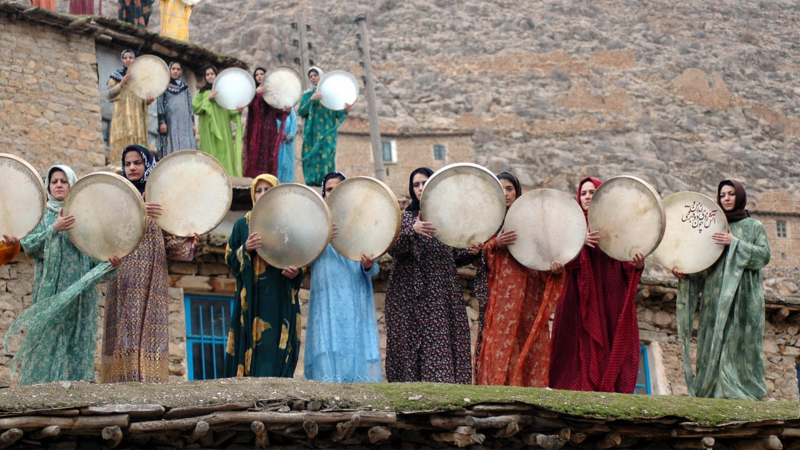 Exiled singers perform in Iranian Kurdistan. Image courtesy of Bahman Ghobadi. 