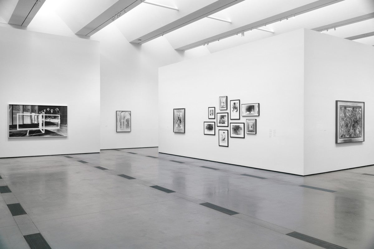 Installation photograph, Vera Lutter: Museum in the Camera, Los Angeles County Museum of Art, 2020, art © Vera Lutter, photo © Museum Associates/LACMA